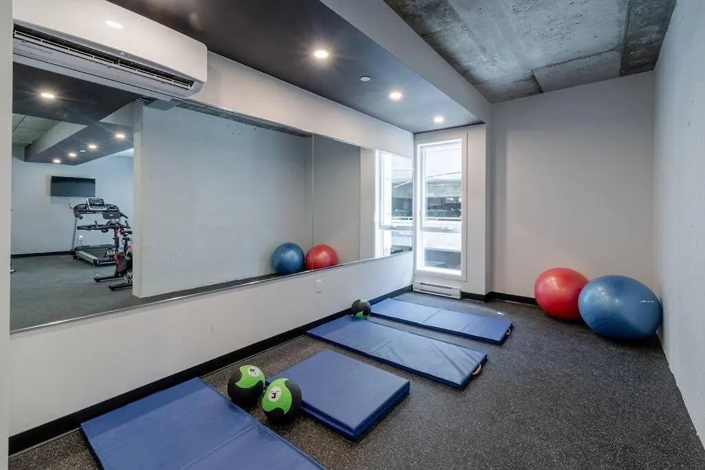 アパート 1Ch - Rooftop Pool - Kitchen - Smart Tv - Gym - 750M Qc ケベックシティ