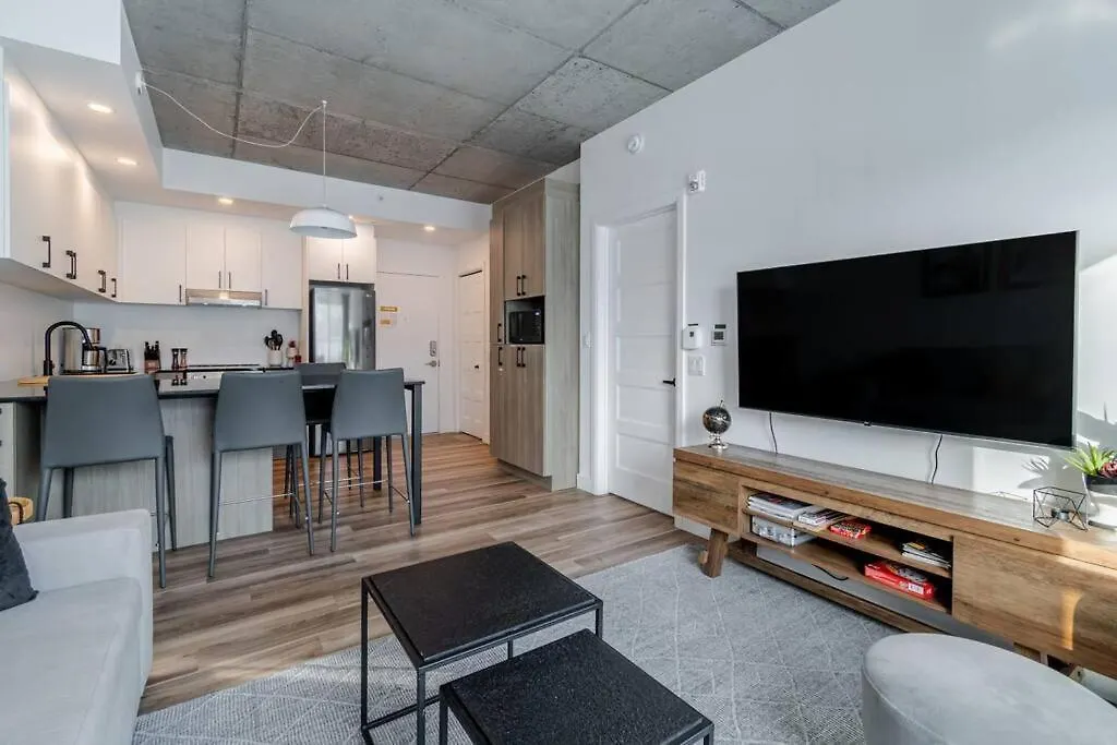 1Ch - Rooftop Pool - Kitchen - Smart Tv - Gym - 750M Qc ケベックシティ アパート